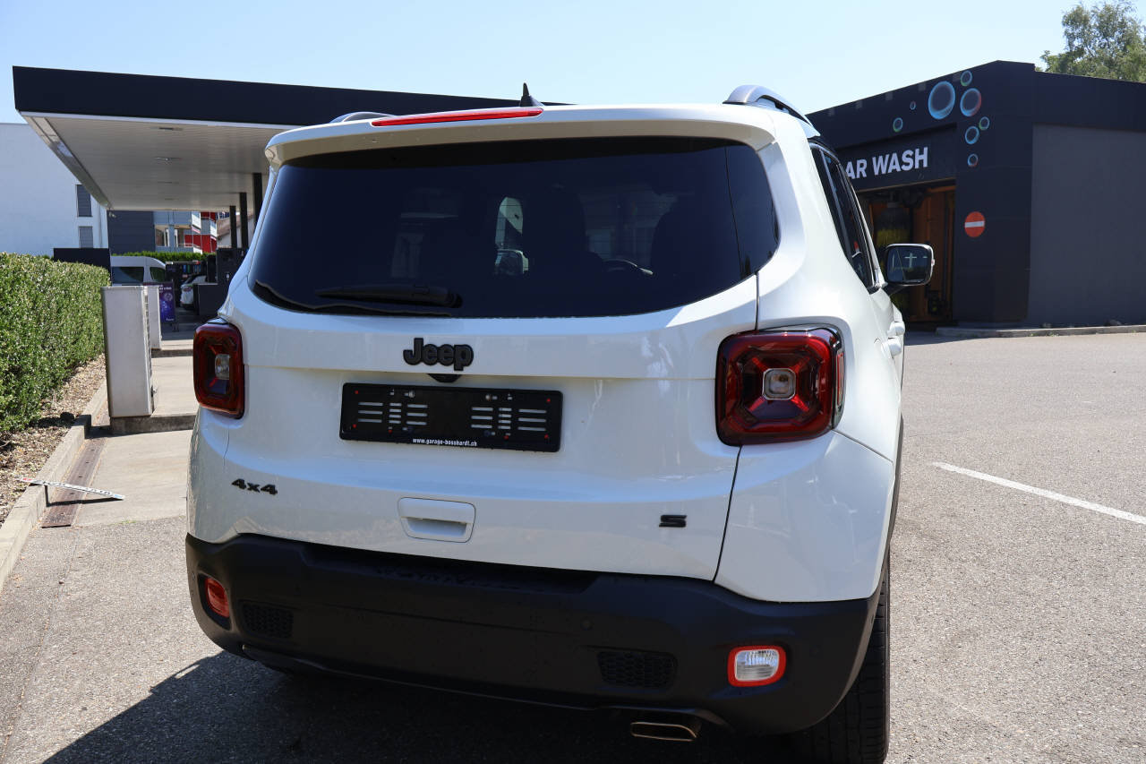 JEEP Renegade 1.3 Turbo S AWD, Petrol, Second hand / Used, Automatic - 3