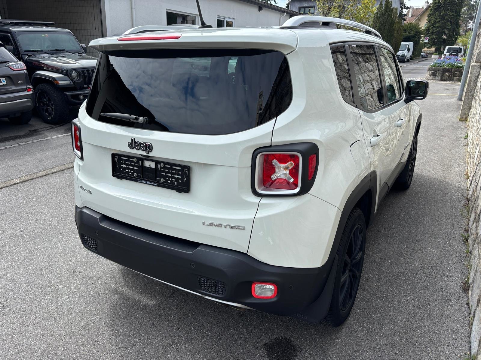 JEEP Renegade 1.4 Turbo Limited AWD, Essence, Occasion / Utilisé, Automatique - 2