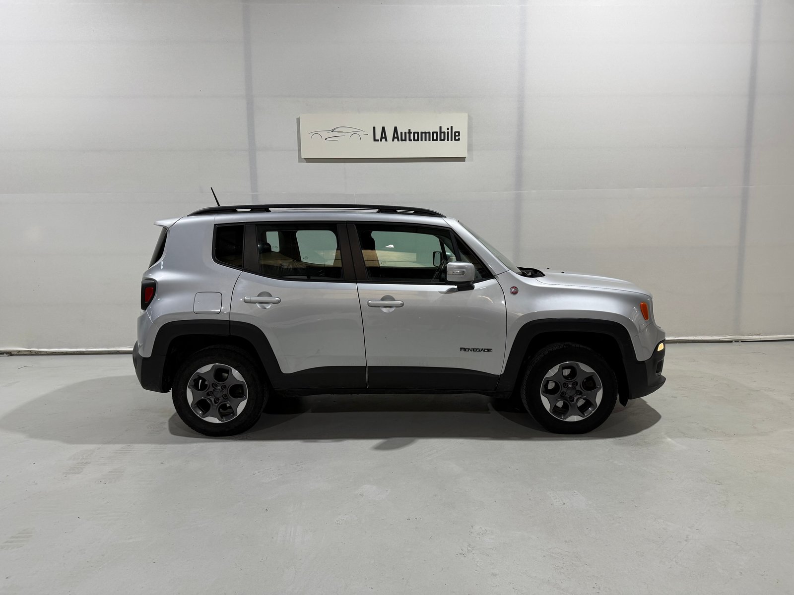 JEEP Renegade 2.0 CRD Longtitude Swiss Edition AWD, Diesel, Second hand / Used, Manual - 7