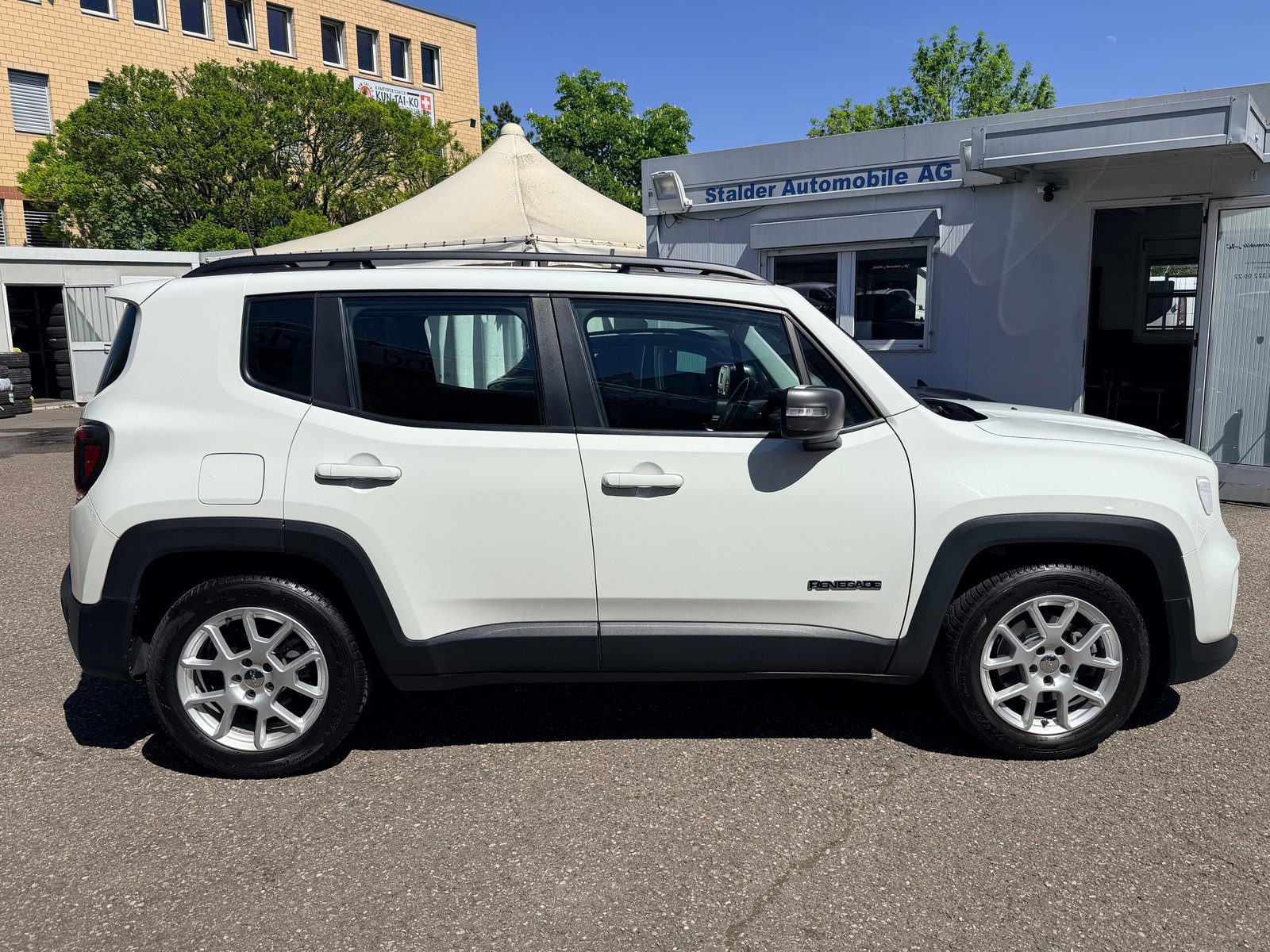 JEEP Renegade 1.3 GSE Turbo Limited, Benzin, Occasion / Gebraucht, Automatik - 2