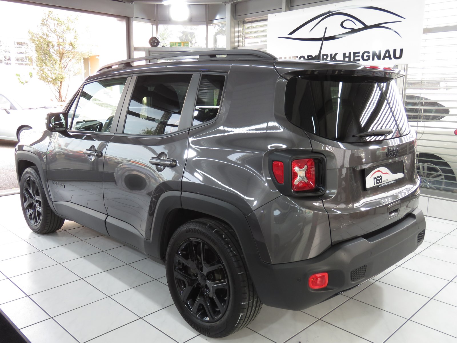 JEEP Renegade 1.0 Turbo Night Eagle, Essence, Occasion / Utilisé, Manuelle - 6