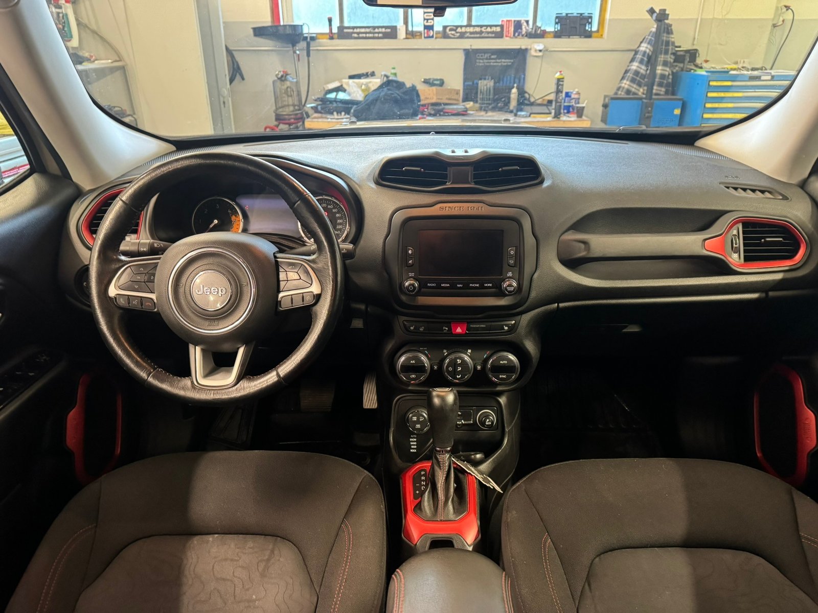 JEEP Renegade 2.0 CRD Trailhawk AWD + Low Range 9ATX, Diesel, Occasion / Utilisé, Automatique - 7