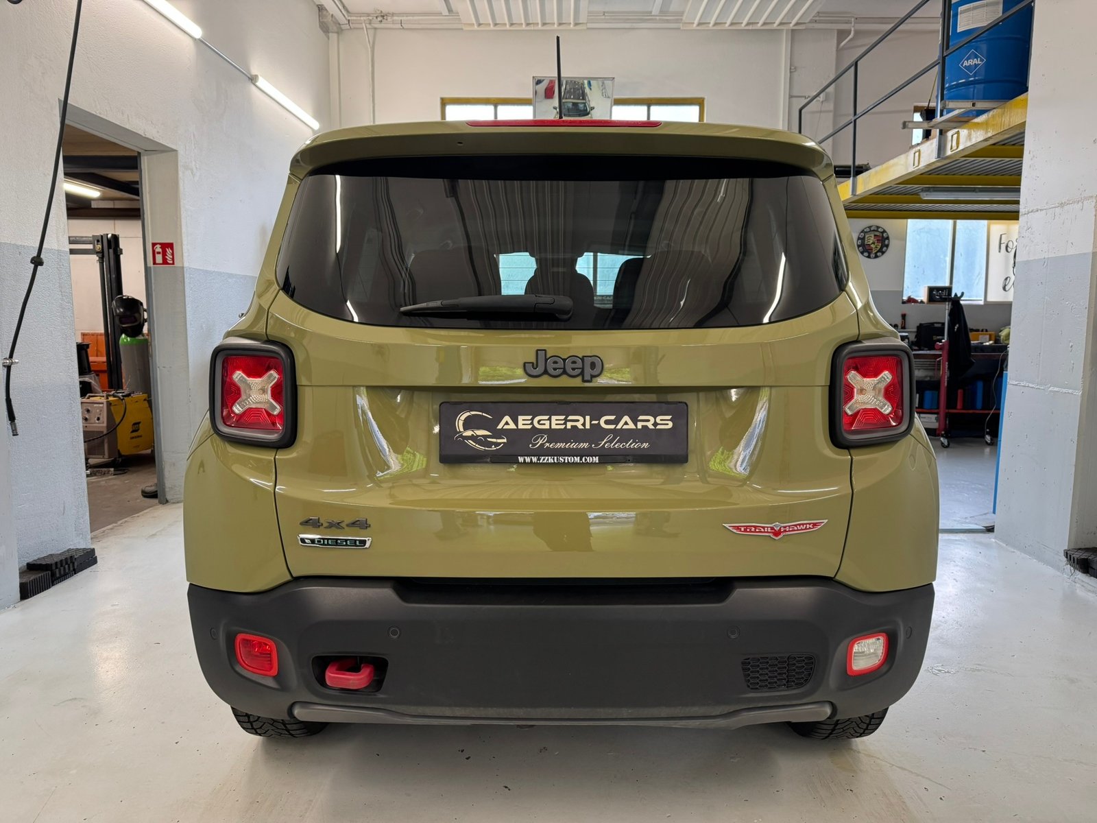JEEP Renegade 2.0 CRD Trailhawk AWD + Low Range 9ATX, Diesel, Occasion / Gebraucht, Automatik - 5