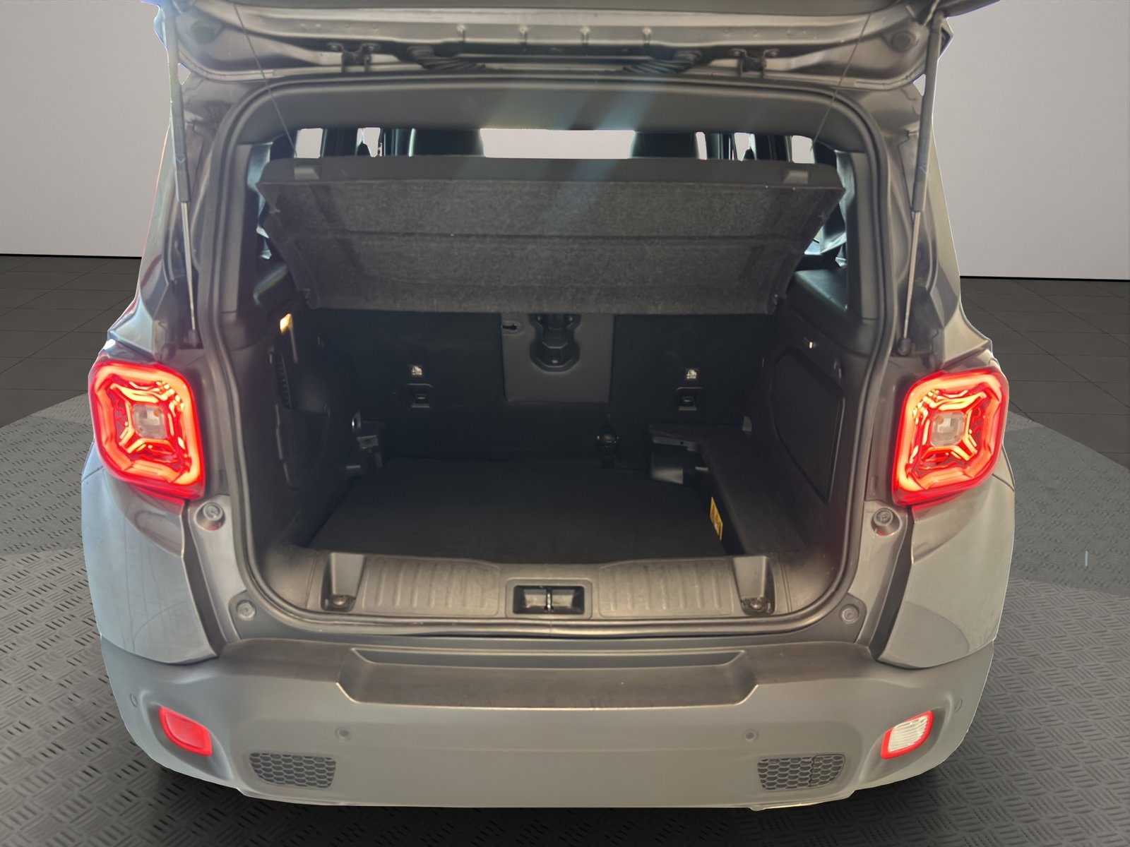 JEEP Renegade 1.3 T PHEV S AWD, Plug-in-Hybrid Benzin/Elektro, Occasion / Gebraucht, Automatik - 6