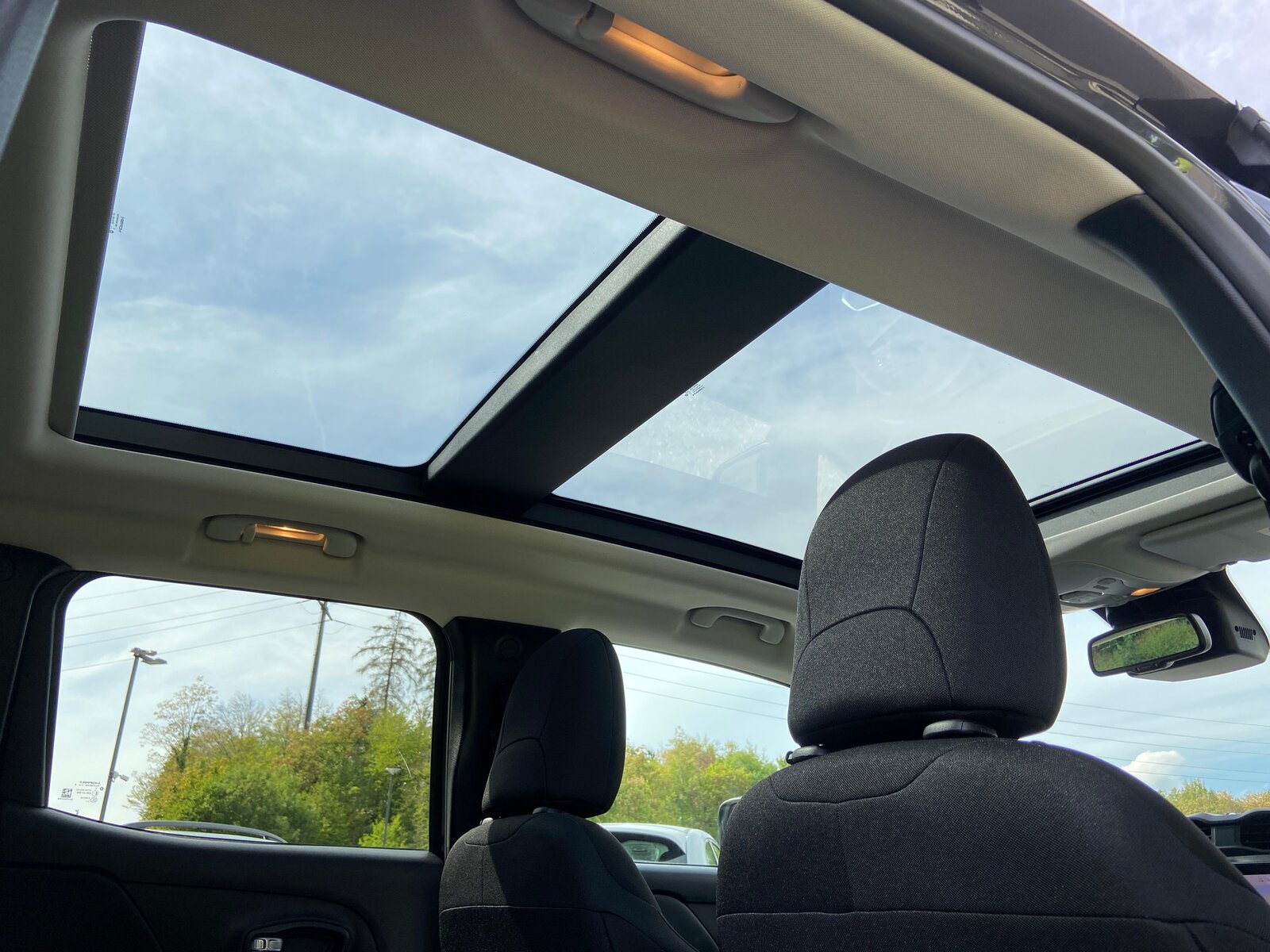 JEEP Renegade 1.3 T PHEV North Star AWD, Plug-in-Hybrid Benzin/Elektro, Occasion / Gebraucht, Automatik - 4