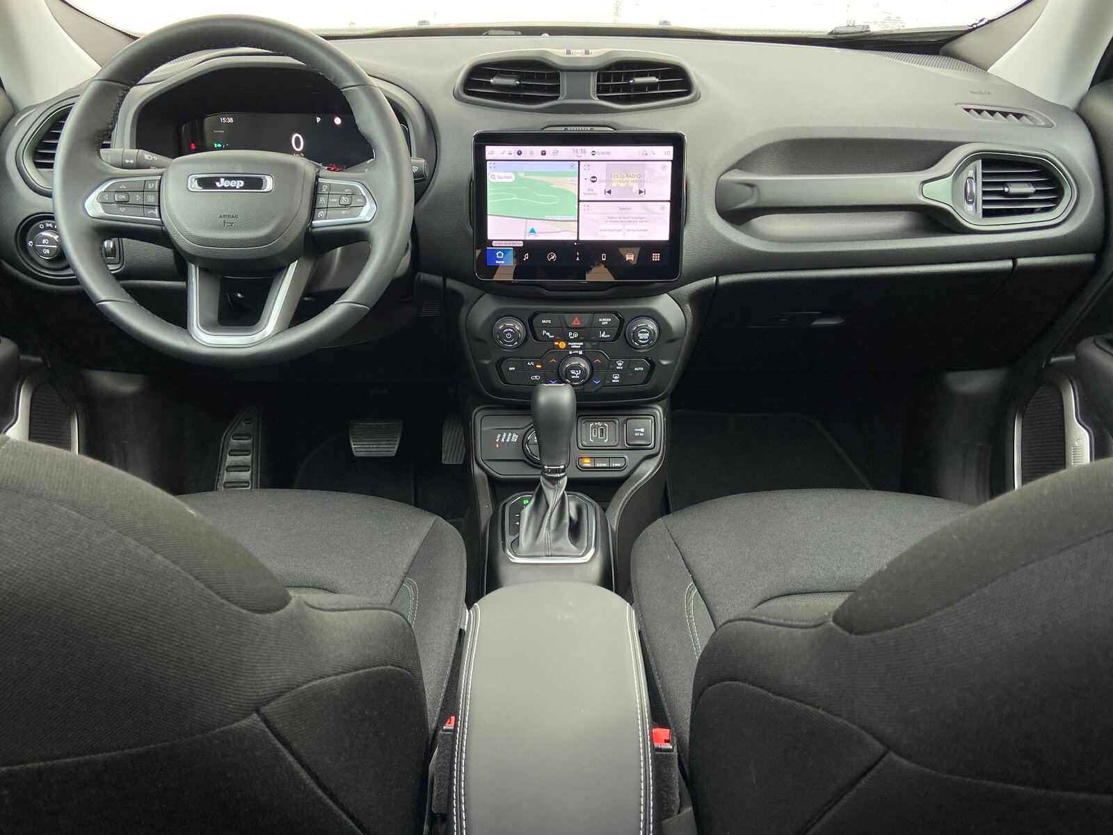 JEEP Renegade 1.3 T PHEV North Star AWD, Plug-in-Hybrid Benzin/Elektro, Occasion / Gebraucht, Automatik - 5