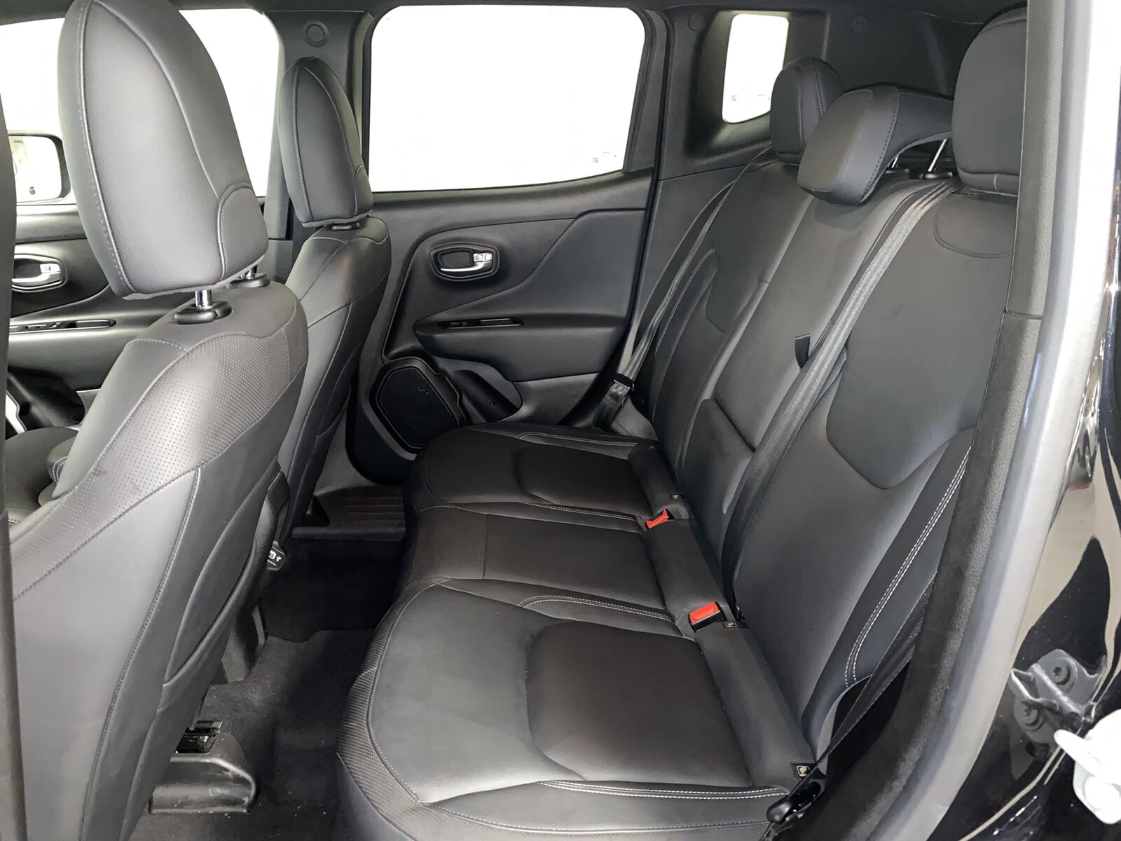 JEEP RENEGADE 1.3 Turbo S, Petrol, Second hand / Used, Automatic - 6