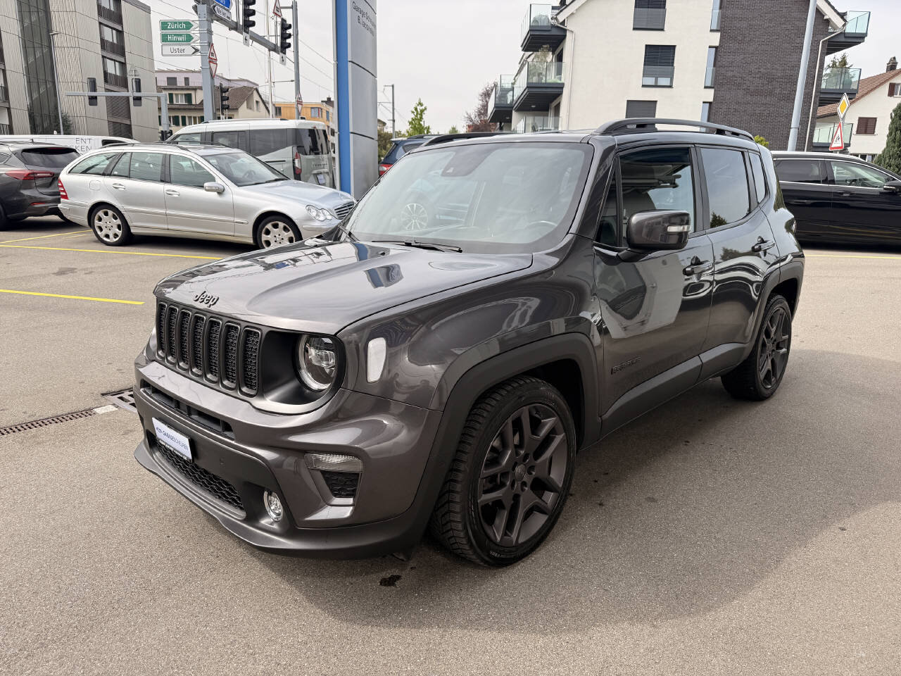 JEEP Renegade 1.3 Turbo S, Benzin, Occasion / Gebraucht, Automatik - 3