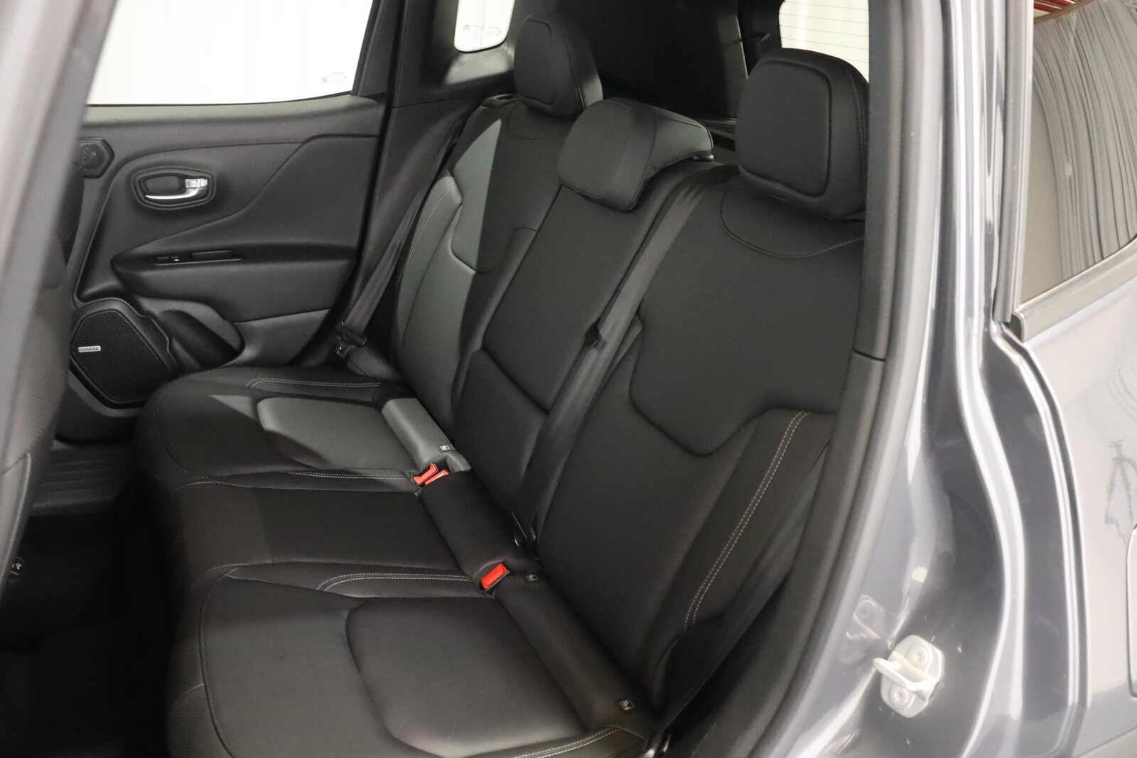 JEEP Renegade 1.3 Limited 4xe, Hybride Rechargeable Essence/Électricité, Occasion / Utilisé, Automatique - 6