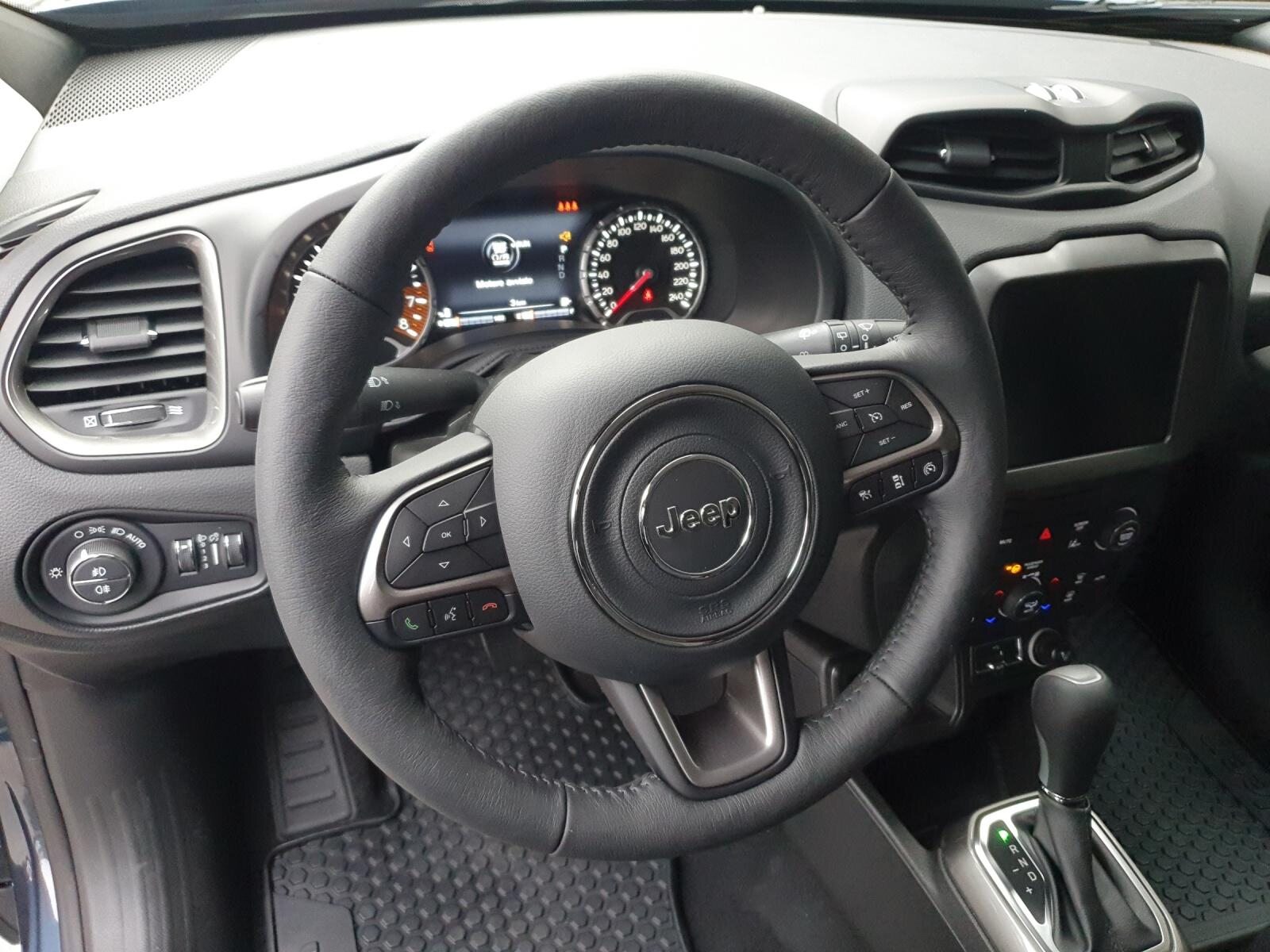 JEEP Renegade 1.5 Turbo Limited, Mild-Hybrid Benzin/Elektro, Occasion / Gebraucht, Automatik - 7