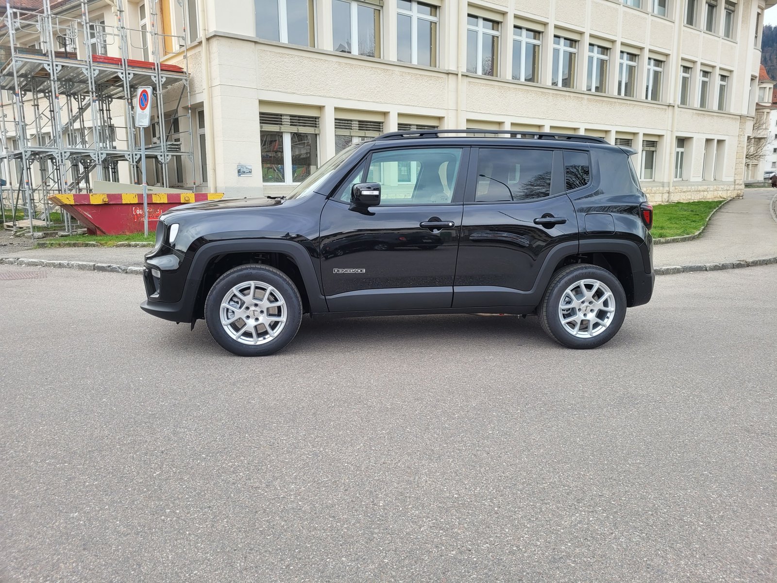 JEEP RENEGADE 4xe 1.3 190cv Swiss Limited, Full-Hybrid Petrol/Electric, Ex-demonstrator, Automatic - 2