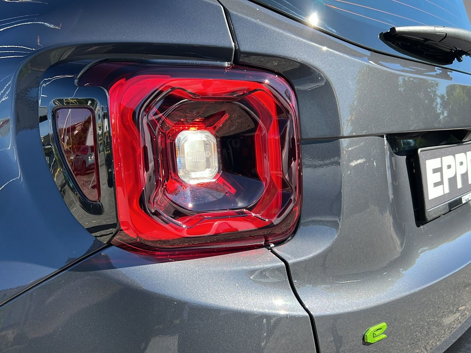 JEEP Renegade Summit 1.5 MHEV Sky Plus, Hybride Léger Essence/Électricité, Voiture de démonstration, Automatique - 7