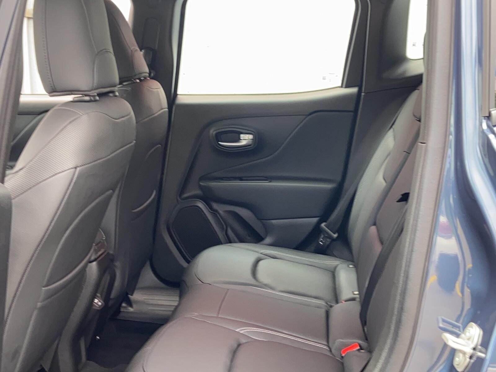 JEEP Renegade 1.3 Summit 4xe, Plug-in-Hybrid Petrol/Electric, Ex-demonstrator, Automatic - 7