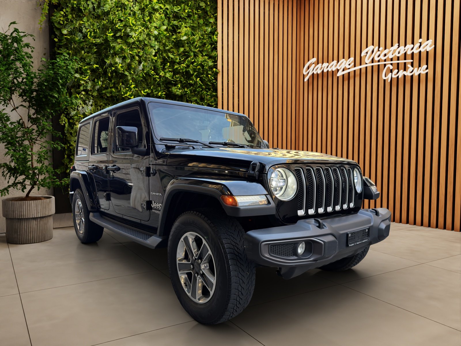 JEEP SAHARA, Petrol, Second hand / Used, Automatic - 2