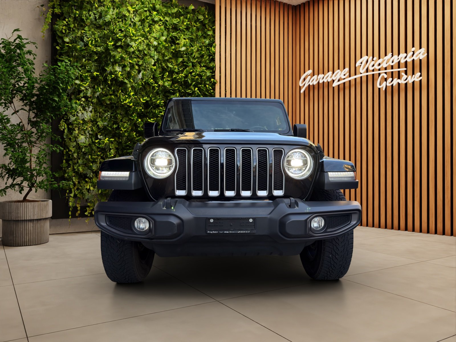 JEEP SAHARA, Petrol, Second hand / Used, Automatic - 4