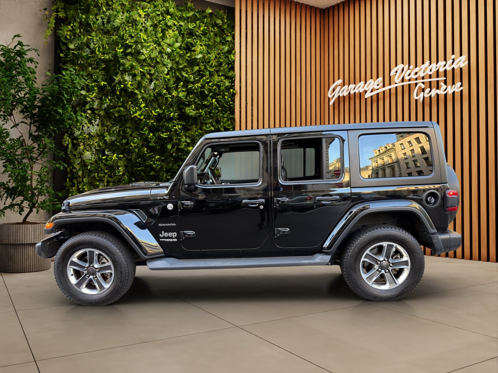 JEEP SAHARA, Petrol, Second hand / Used, Automatic - 5