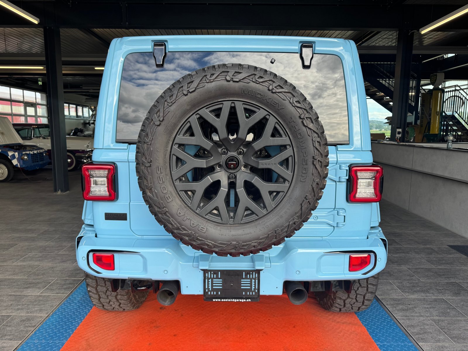 JEEP Unlimited Brute Edition 2.0 4Xe Skyone, Plug-in-Hybrid Petrol/Electric, Second hand / Used - 5