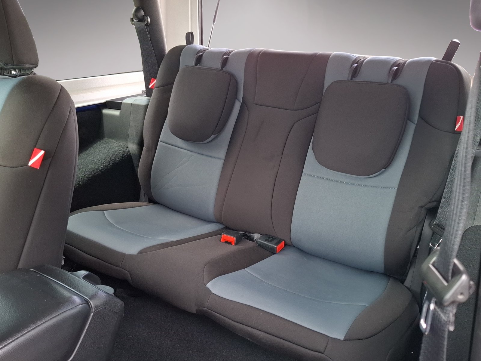JEEP Wrangler 2.2MJ Sport Automatic, Diesel, Occasioni / Usate, Automatico - 6