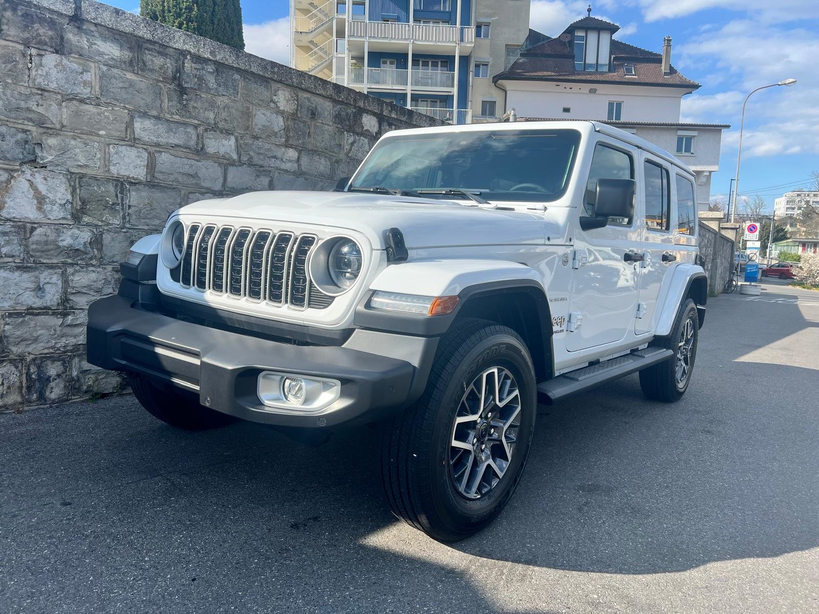 JEEP Wrangler 2.0 Unlimited Sahara Soft Top Automatic, Benzin, Neuwagen, Automatik - 2