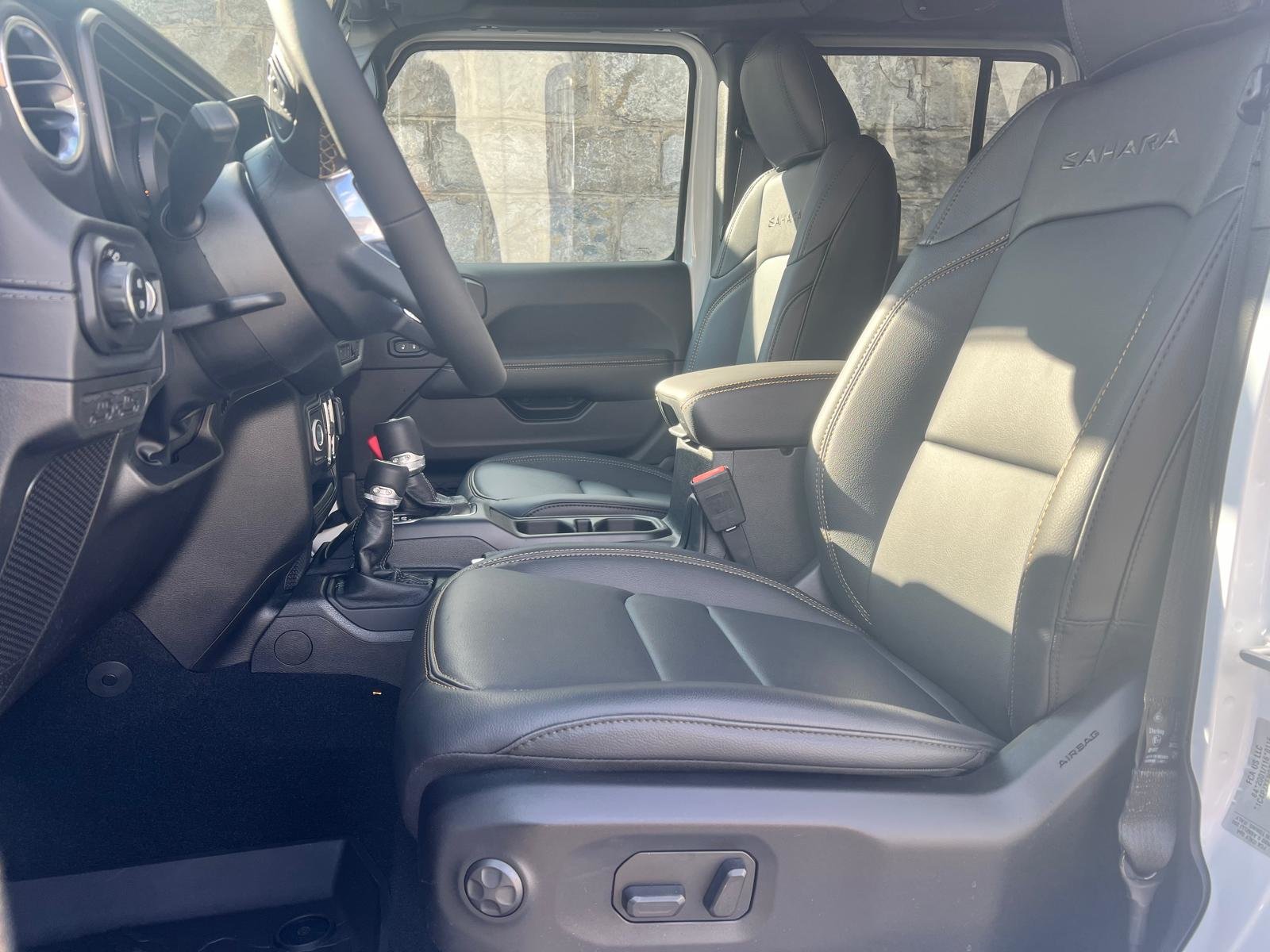 JEEP Wrangler 2.0 Unlimited Sahara Soft Top Automatic, Benzin, Neuwagen, Automatik - 4