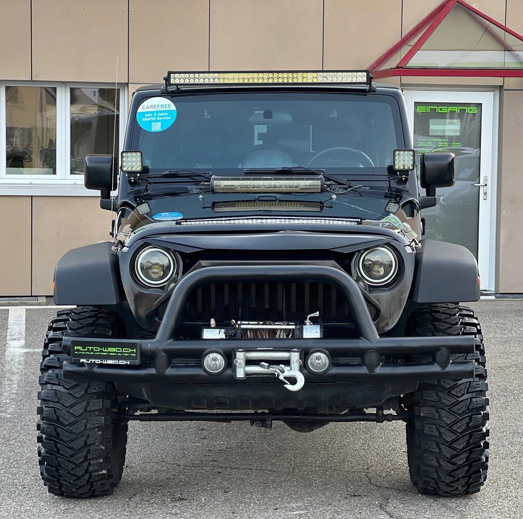 JEEP Wrangler 3.8 Unlimited Sahara Automatic, Benzina, Occasioni / Usate, Automatico - 3