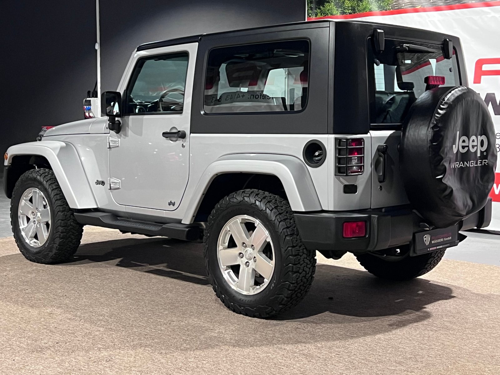 JEEP Wrangler 3.8 Sahara Automatic, Essence, Occasion / Utilisé, Automatique - 5