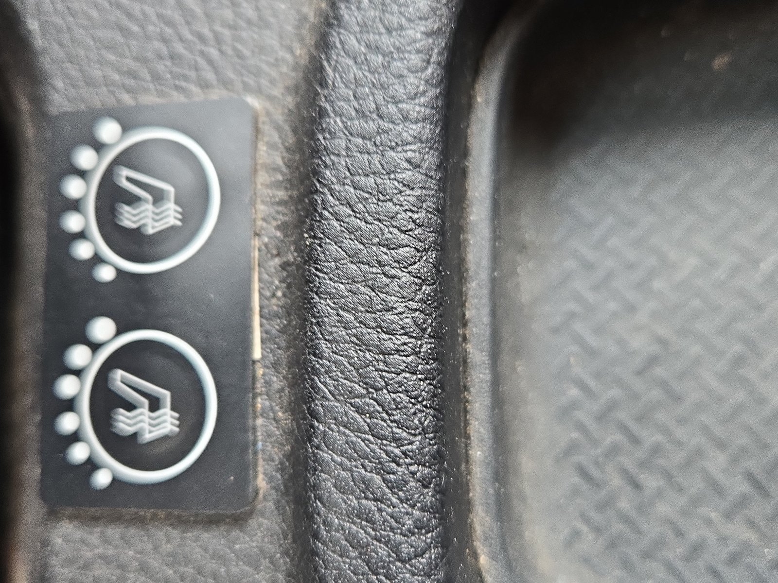 JEEP Wrangler 2.8 CRD Sport softtop, Diesel, Occasion / Gebraucht, Handschaltung - 7