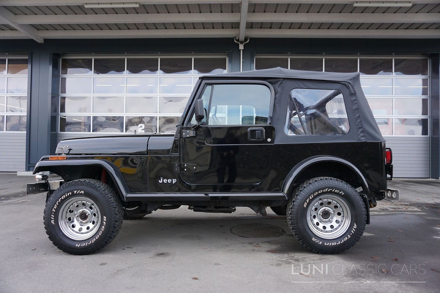 JEEP Wrangler Islander 4.0 H.O., Benzin, Occasion / Gebraucht, Handschaltung - 3