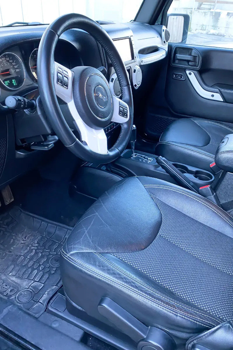 JEEP Wrangler 2.8 CRD Black Edition II, Diesel, Occasion / Utilisé, Automatique - 5