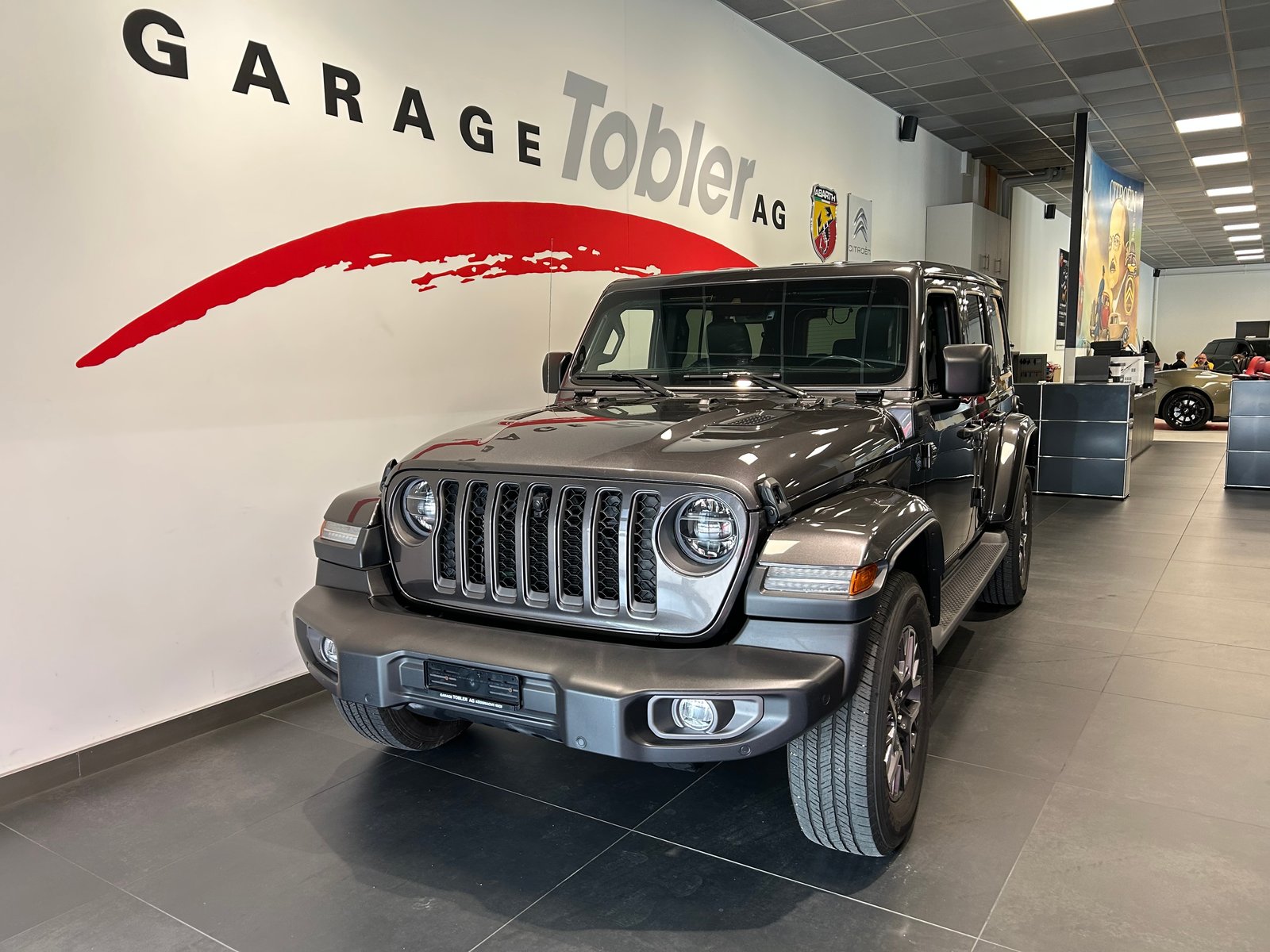 JEEP Wrangler 2.0 PHEV Unlimited 80th Anniversary Automatic, Plug-in-Hybrid Petrol/Electric, Second hand / Used, Automatic - 3