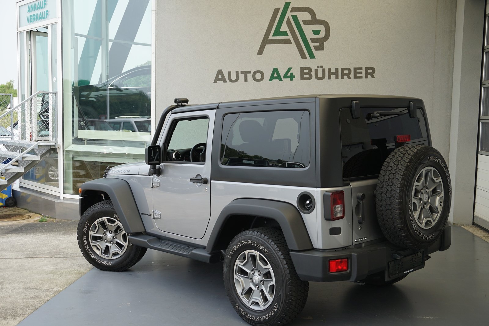 JEEP Wrangler 2.8CRD Rubicon Automat 200PS aus erster Hand, Diesel, Occasion / Gebraucht, Automatik - 7