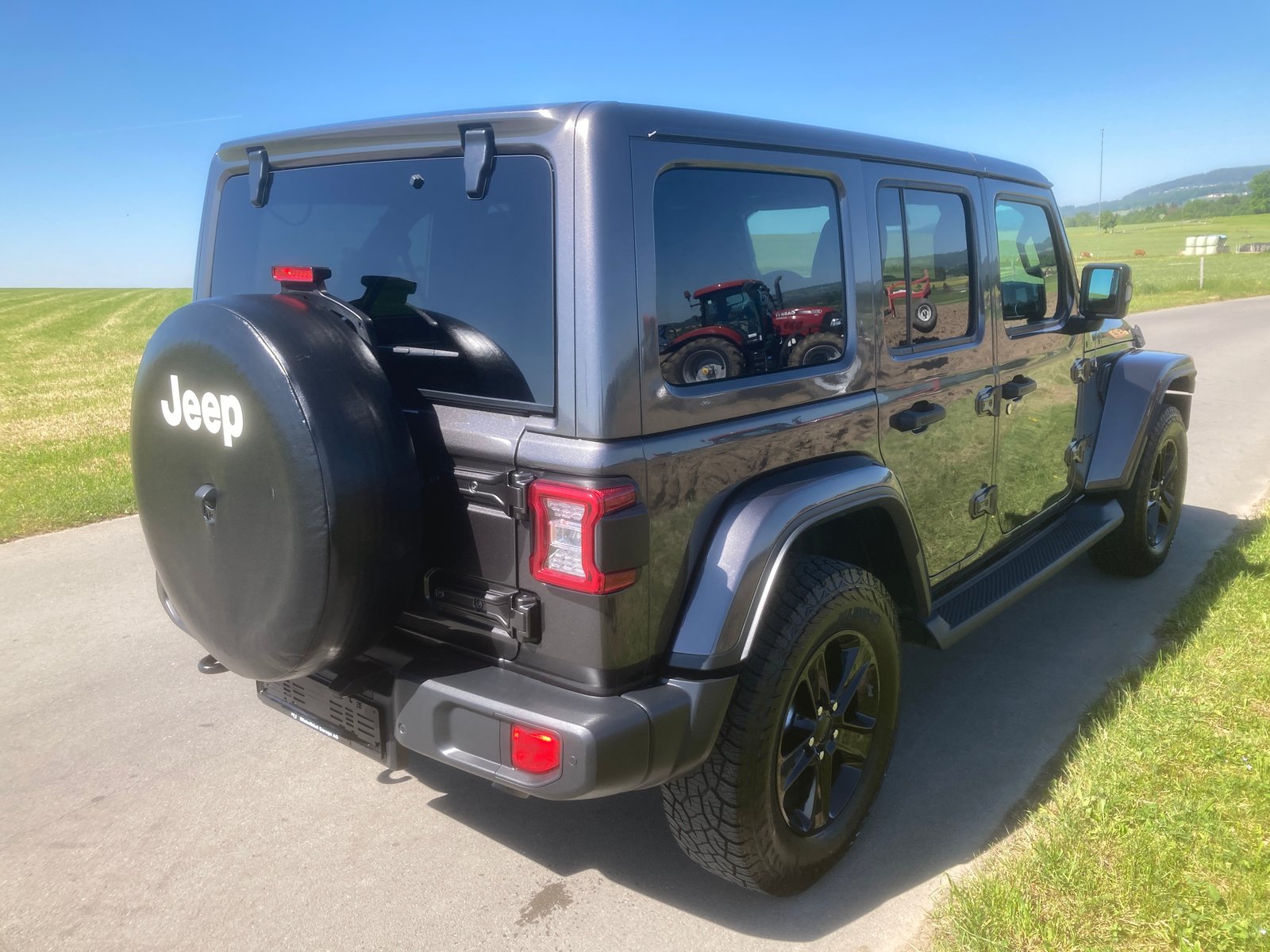 JEEP Wrangler 2.0 Unlimited Sahara Automatic, Petrol, Second hand / Used, Automatic - 3