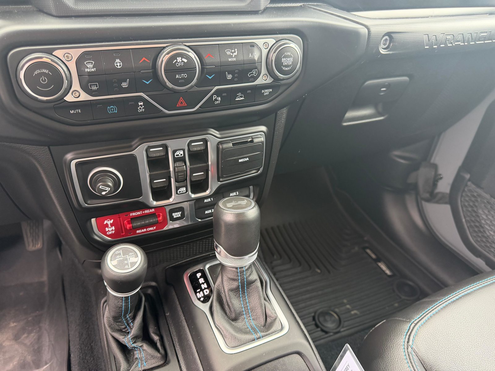 JEEP Wrangler 2.0 Turbo Rubicon Unlimited 4xe, Plug-in-Hybrid Petrol/Electric, Second hand / Used, Automatic - 6