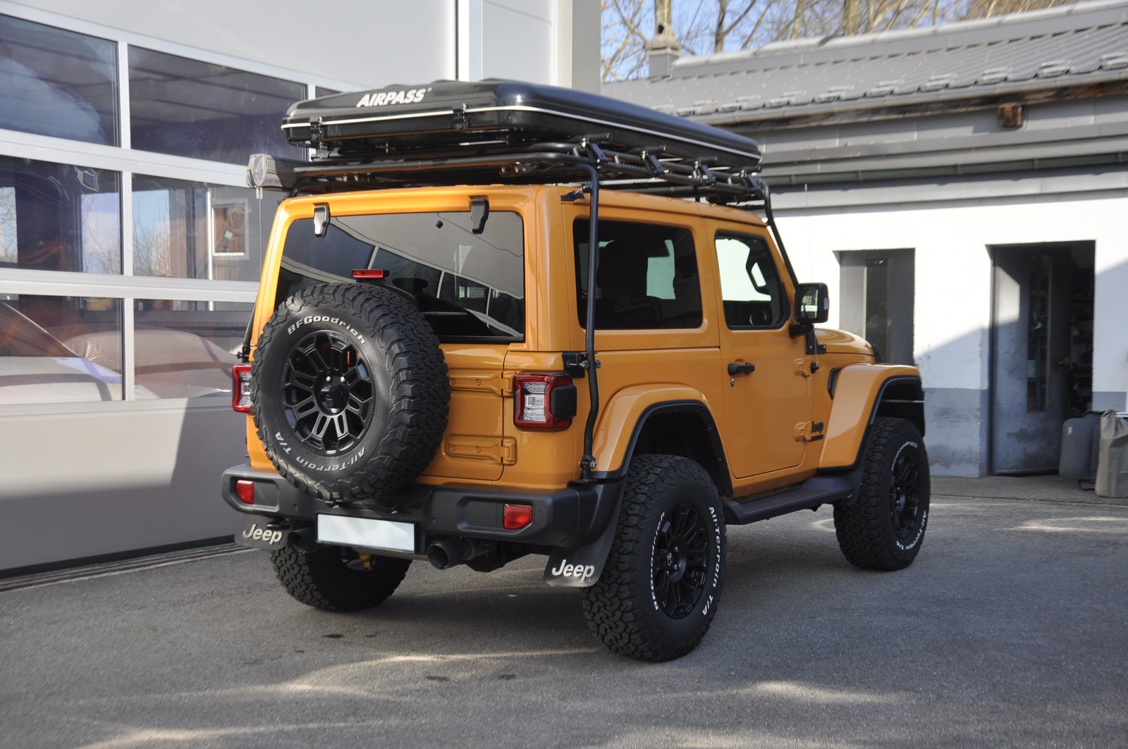 JEEP Wrangler 2.0 80TH Anniversary Automatic, Benzin, Occasion / Gebraucht, Automatik - 3