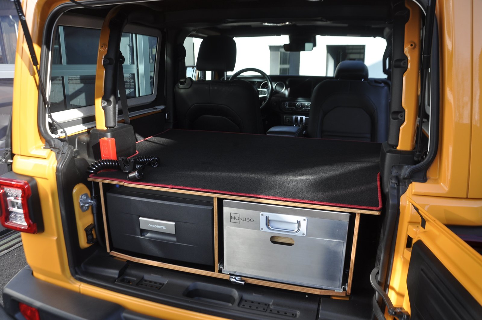 JEEP Wrangler 2.0 80TH Anniversary Automatic, Benzin, Occasion / Gebraucht, Automatik - 7