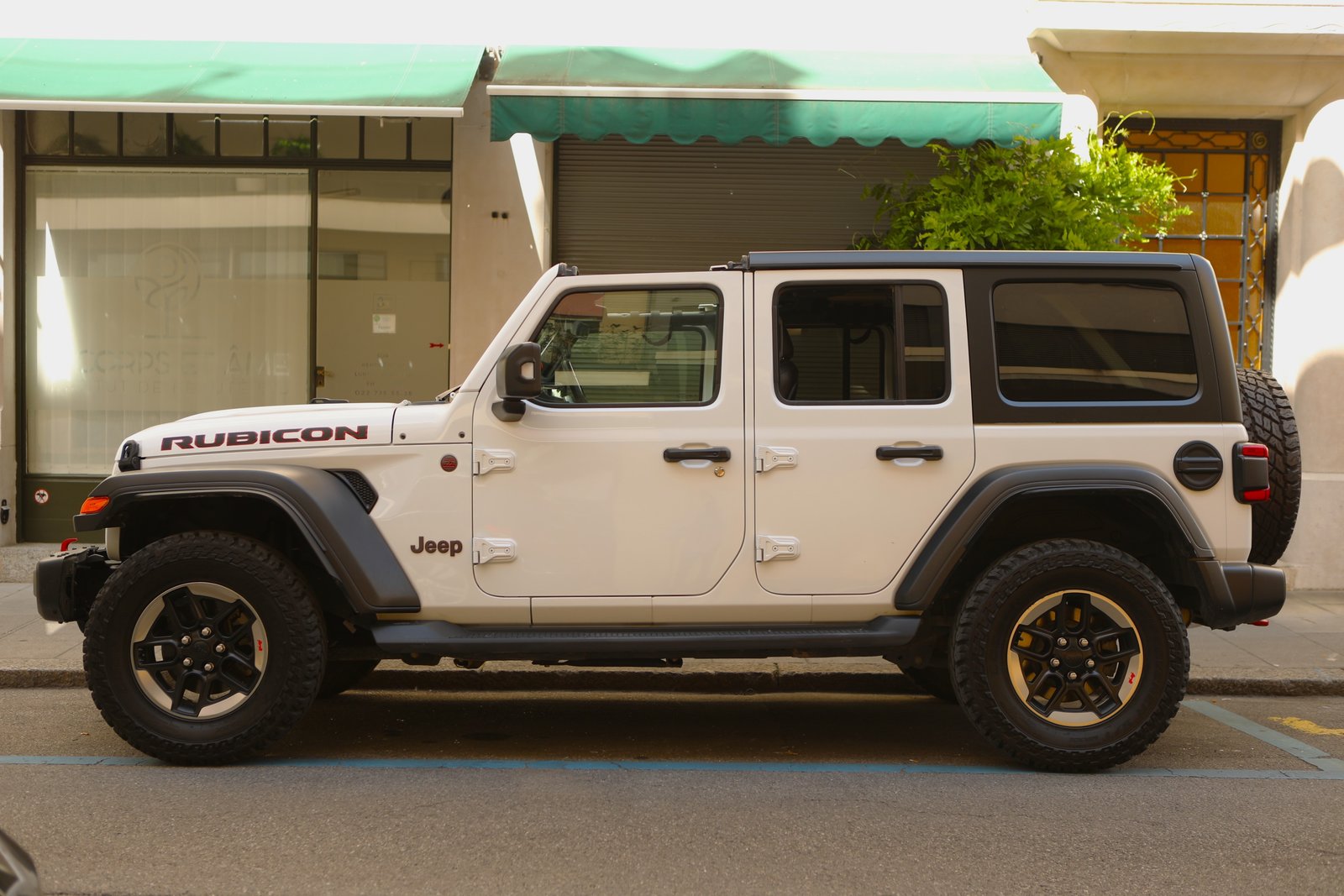 JEEP Wrangler 2.0 Unlimited Rubicon Automatic TRAIL RATED -, Petrol, Second hand / Used, Automatic - 3
