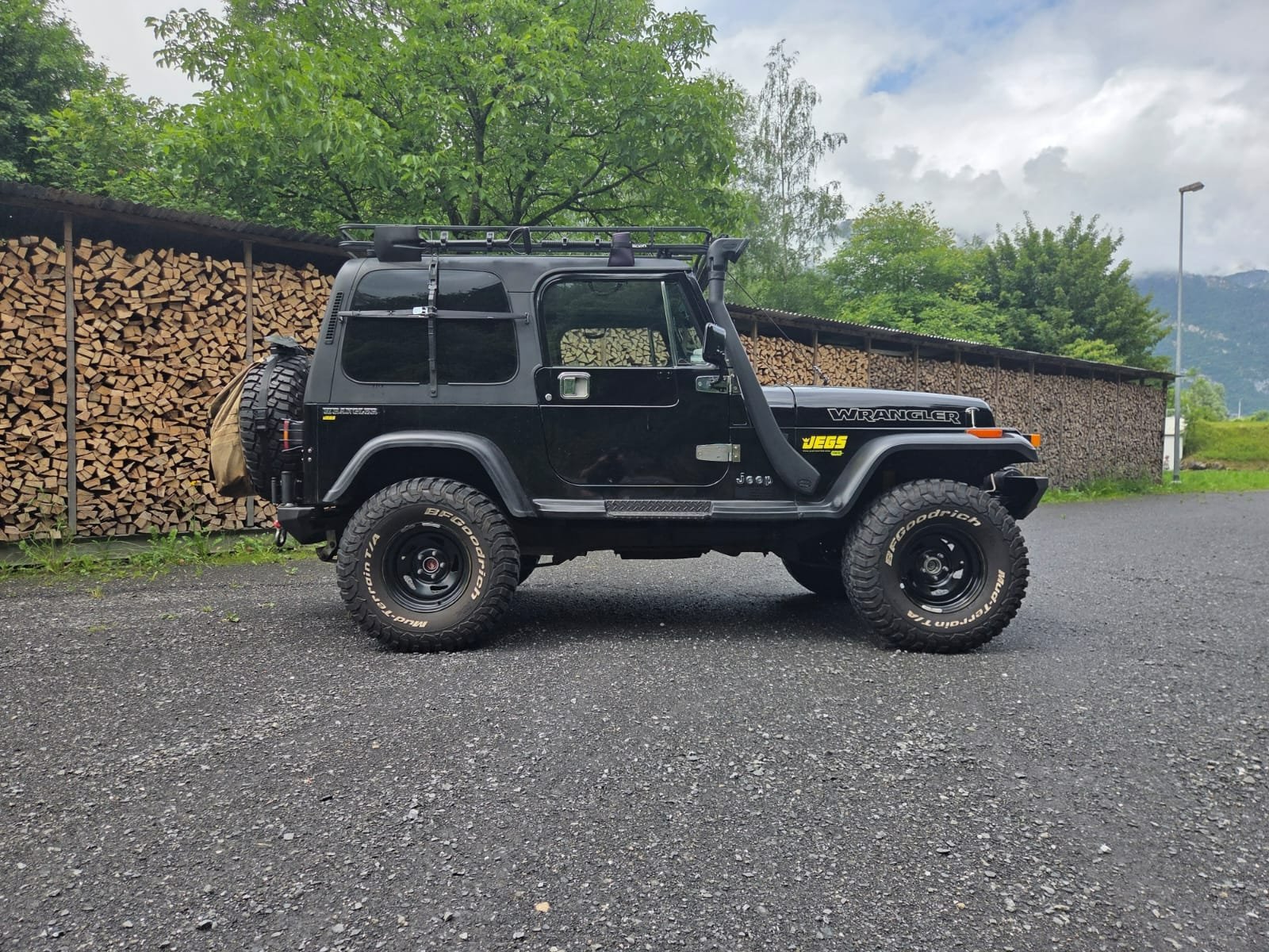 JEEP Wrangler 4.0 Laredo Hardtop, Petrol, Second hand / Used, Manual - 3