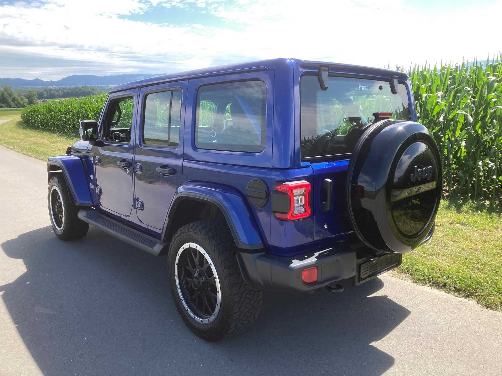 JEEP Wrangler 2.2MJ Unlimited Sahara Automatic, Diesel, Second hand / Used, Automatic - 4