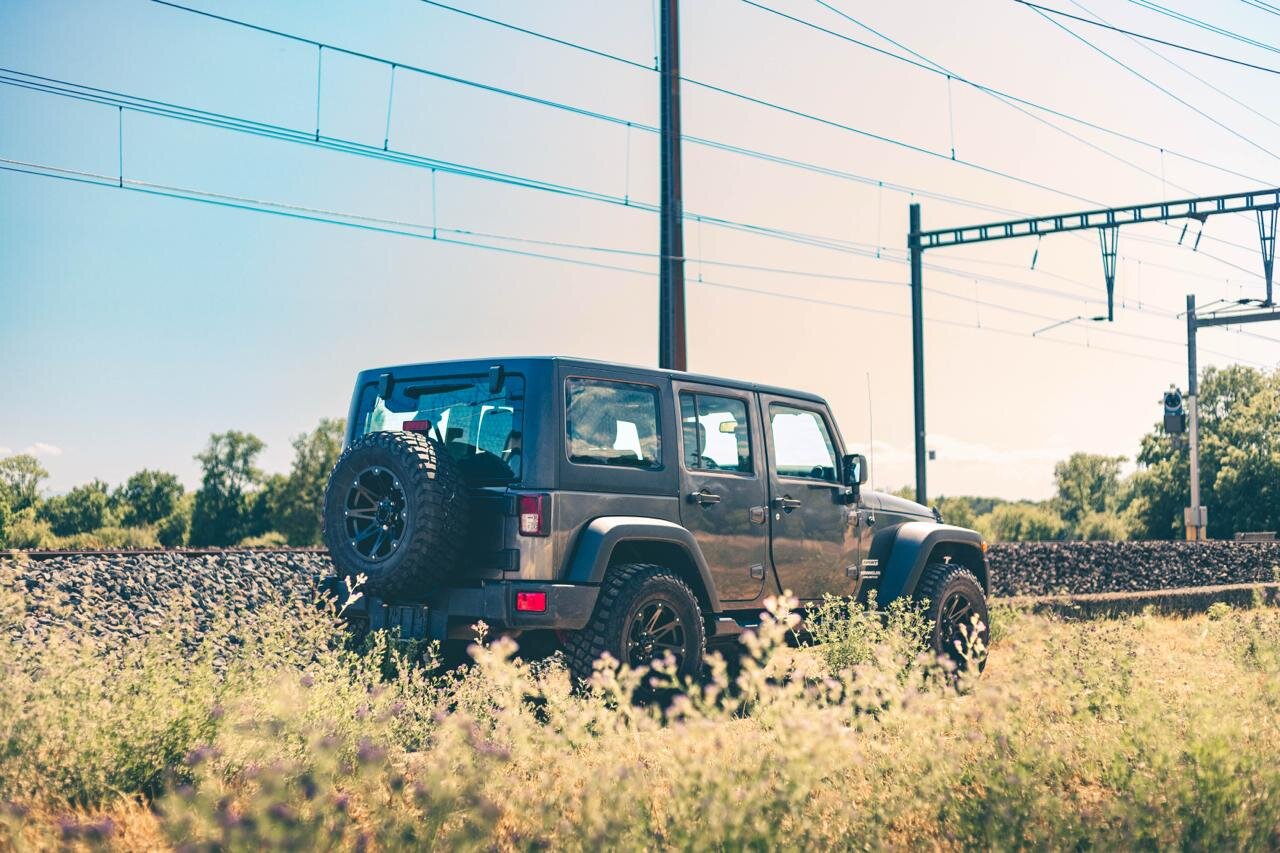 JEEP Wrangler 2.8CRD Unlimited Sport Automatic softtop, Diesel, Occasion / Gebraucht, Automatik - 6
