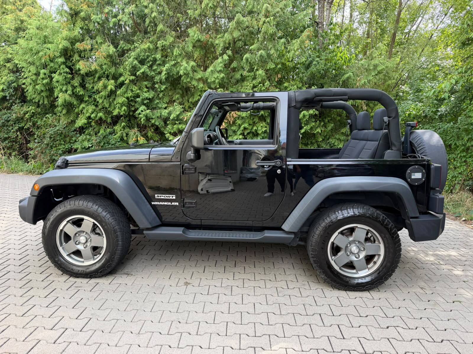 JEEP Wrangler 3.6 Sport Automatic, Petrol, Second hand / Used, Automatic - 4