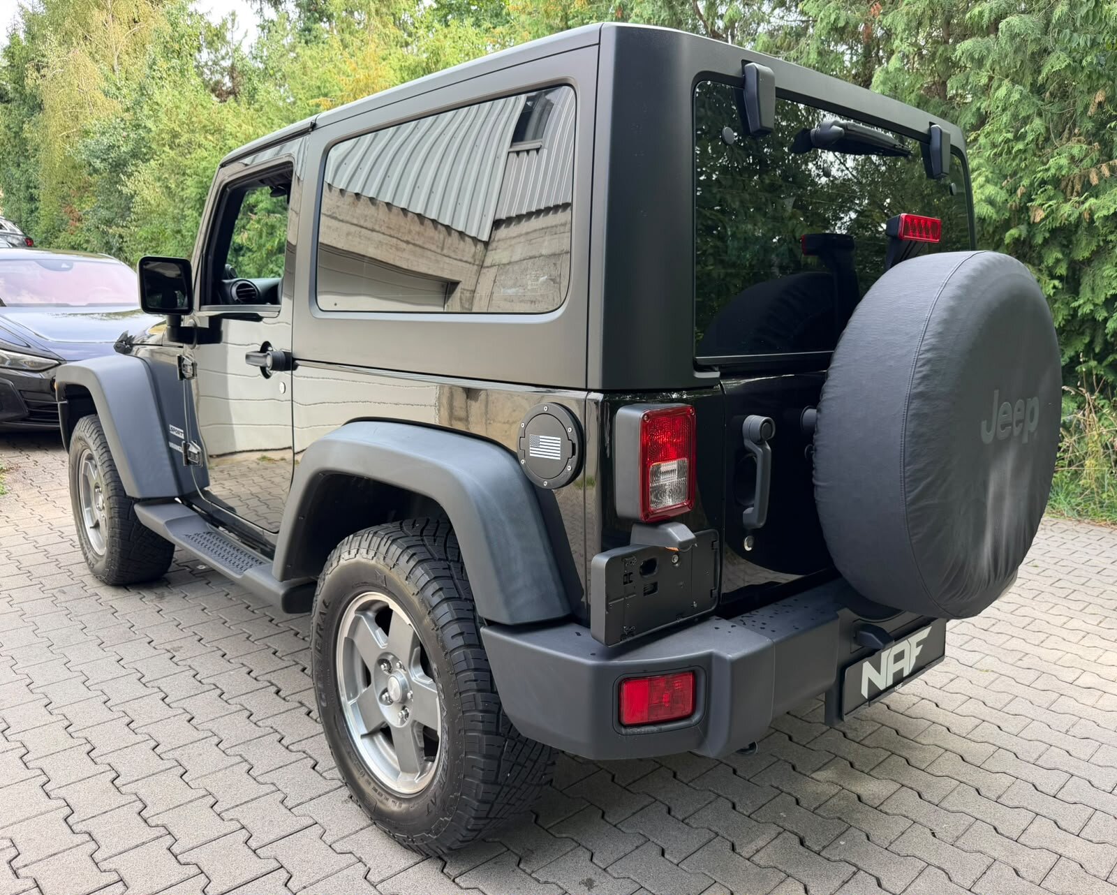 JEEP Wrangler 3.6 Sport Automatic, Petrol, Second hand / Used, Automatic - 5