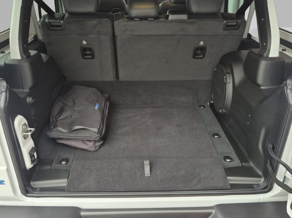 JEEP Wrangler 2.0 Turbo Sahara Unlimited 4xe, Plug-in-Hybrid Benzin/Elektro, Vorführwagen, Automatik - 6