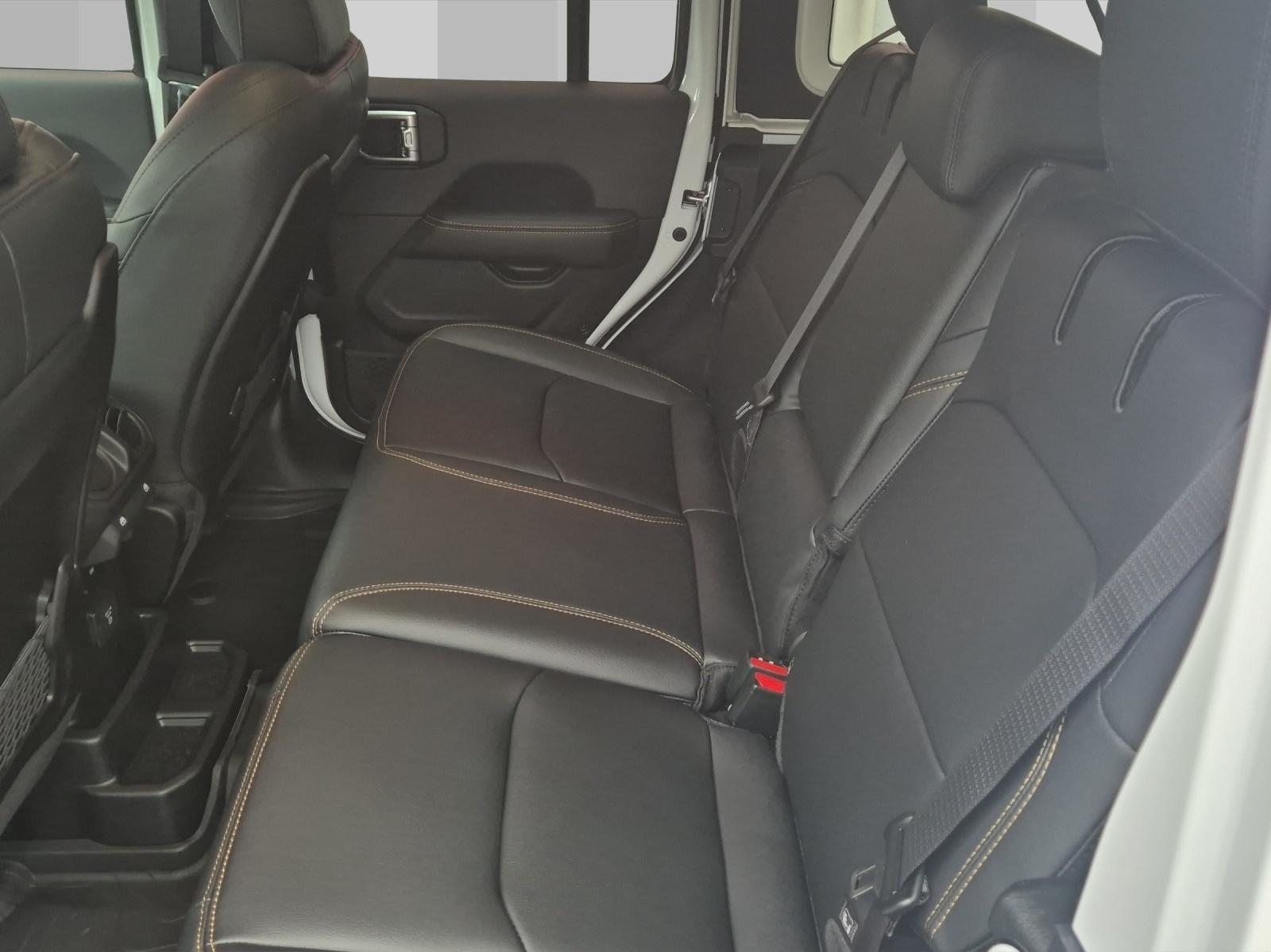 JEEP Wrangler 2.0 Turbo Sahara Unlimited 4xe, Plug-in-Hybrid Benzin/Elektro, Neuwagen, Automat - 7