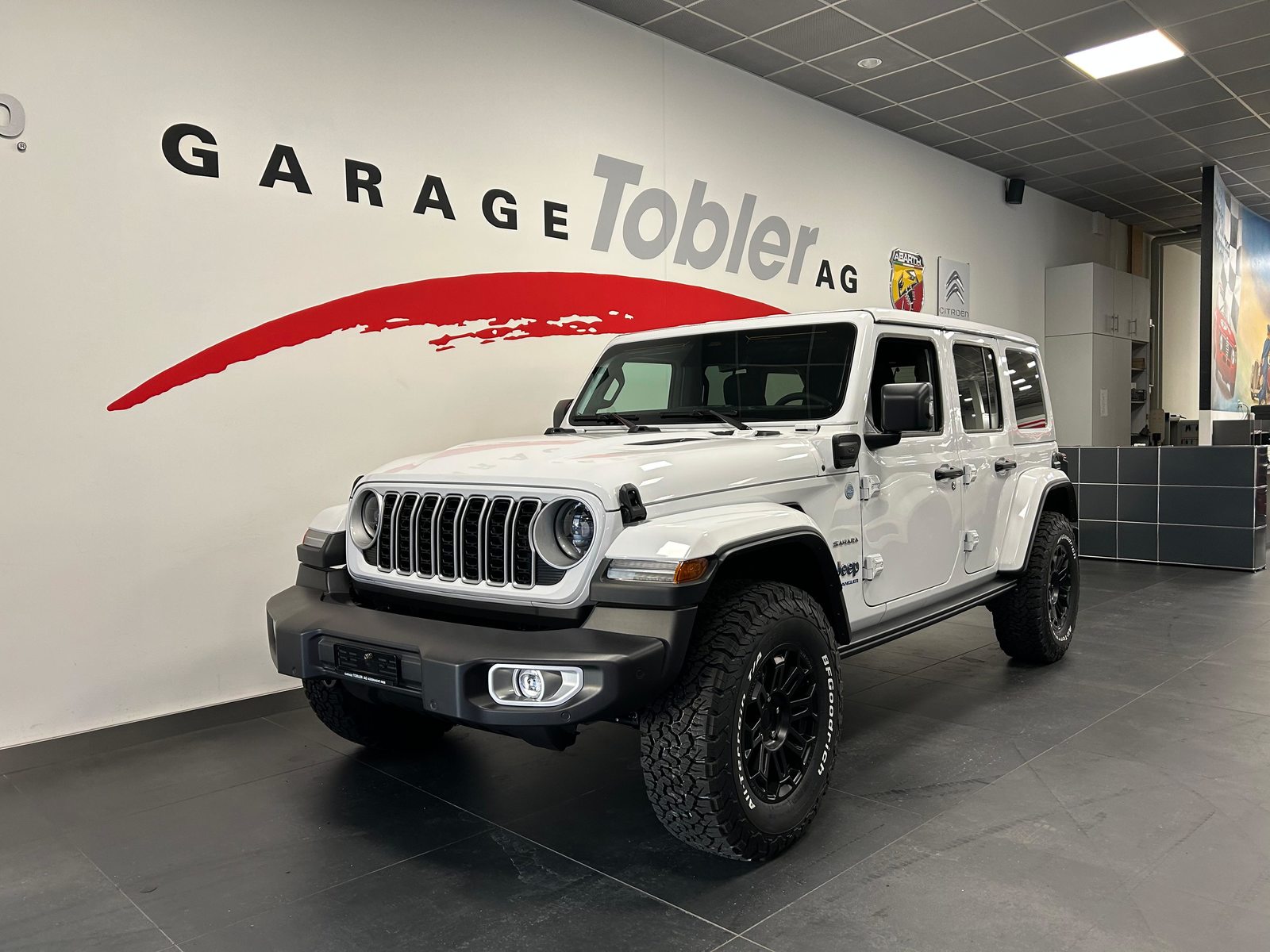 JEEP Wrangler 2.0 Turbo Sahara Unlimited 4xe, Plug-in-Hybrid Benzina/Elettrica, Auto nuove, Automatico - 2
