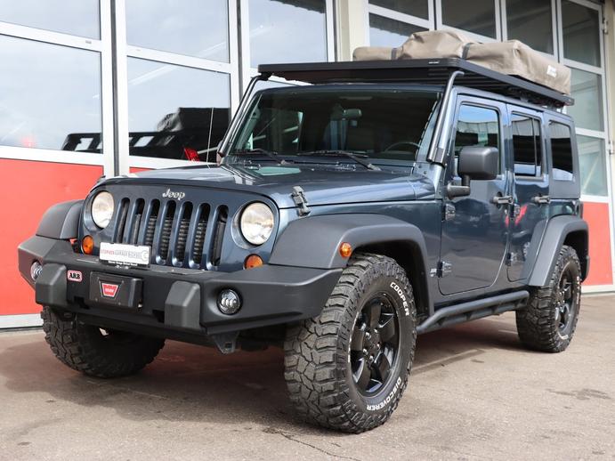 JEEP Wrangler 2.8CRD Unlimited Sahara Automatic, Diesel, Occasion / Gebraucht, Automat