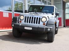 JEEP Wrangler 2.8CRD Unlimited Sahara Automatic, Diesel, Occasion / Gebraucht, Automat - 2