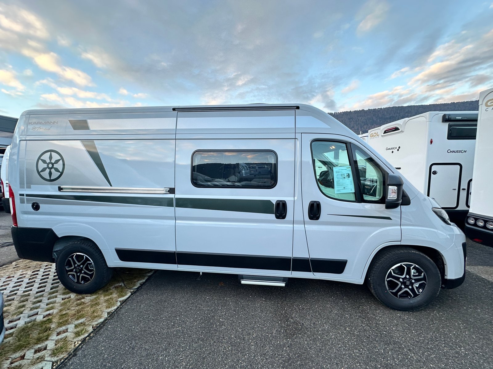 KARMANN Davis Lifestyle DA 600 LS, Diesel, Neuwagen, Automatik - 2