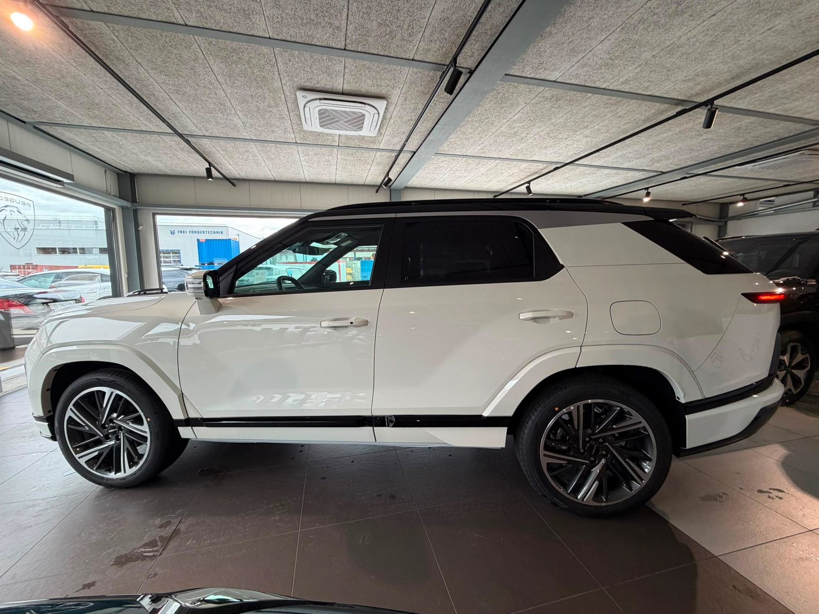KGM-SSANGYONG Actyon 1.5 T-Gdi Hybrid Titanium, Voll-Hybrid Benzin/Elektro, Neuwagen, Automatik - 2