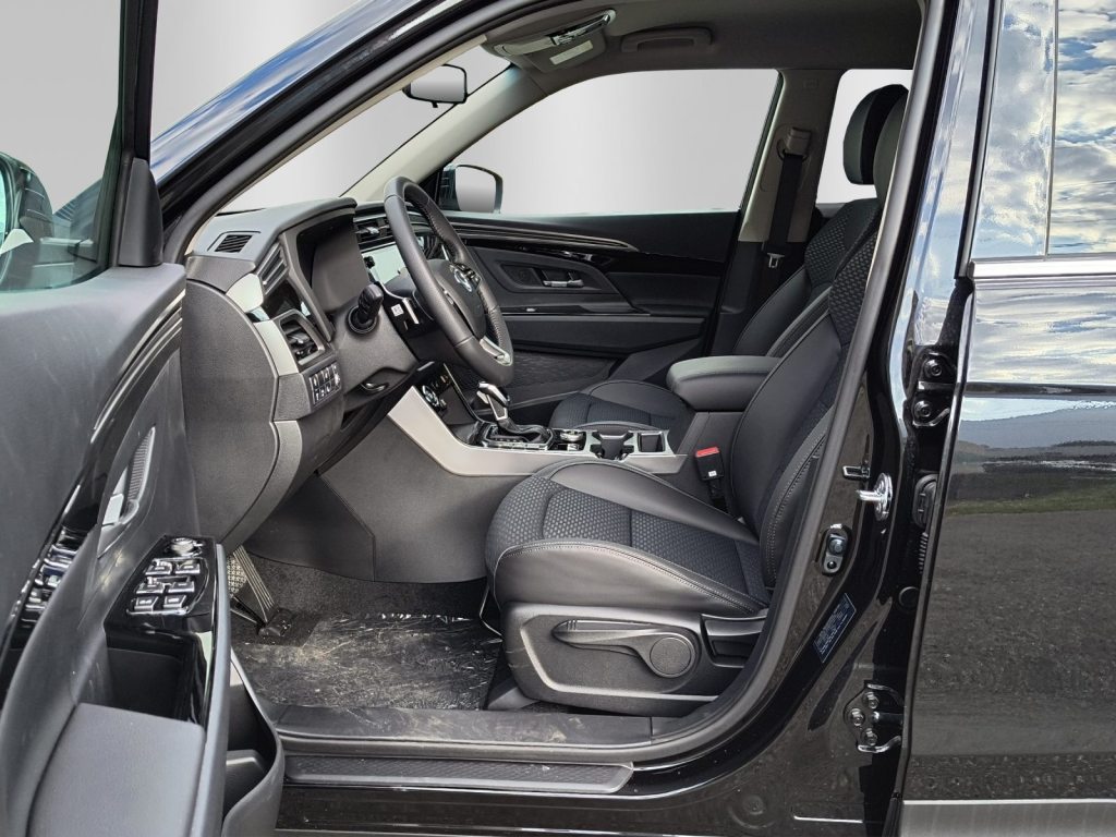 KGM-SSANGYONG KORANDO 1.5 T-Gdi Steel 4WD, Benzin, Neuwagen, Automatik - 6