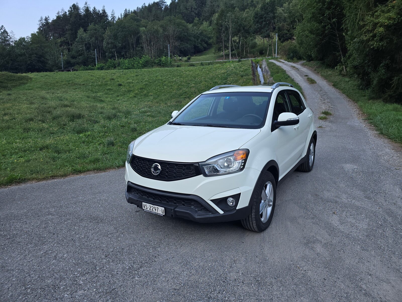 KGM-SSANGYONG Korando 2.0 e-XDI Quartz 4WD, Diesel, Occasion / Gebraucht, Handschaltung - 7